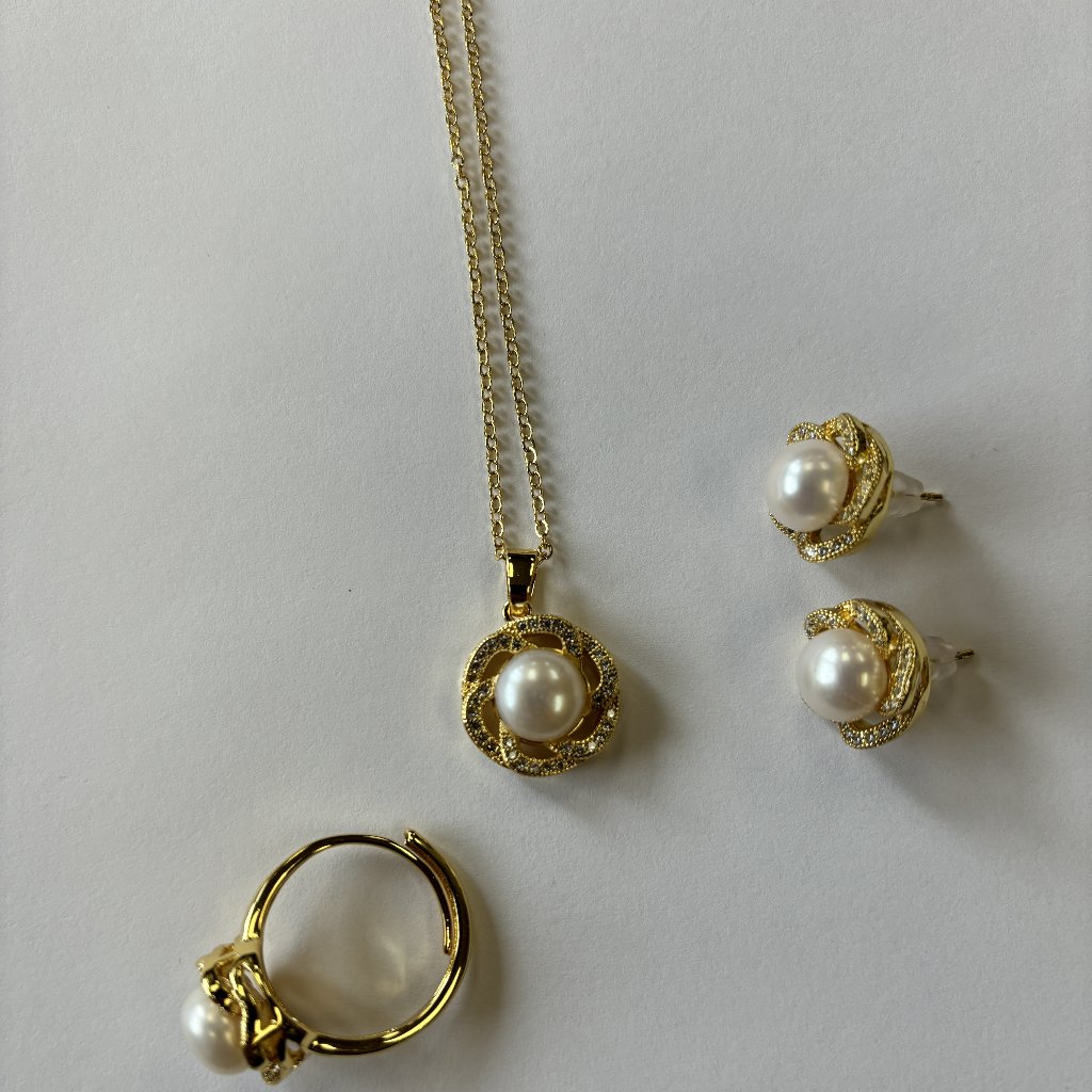 Pearl And Gold Zircon Water Swirl Flower Pendant Necklace Earings And Ring Set 37$